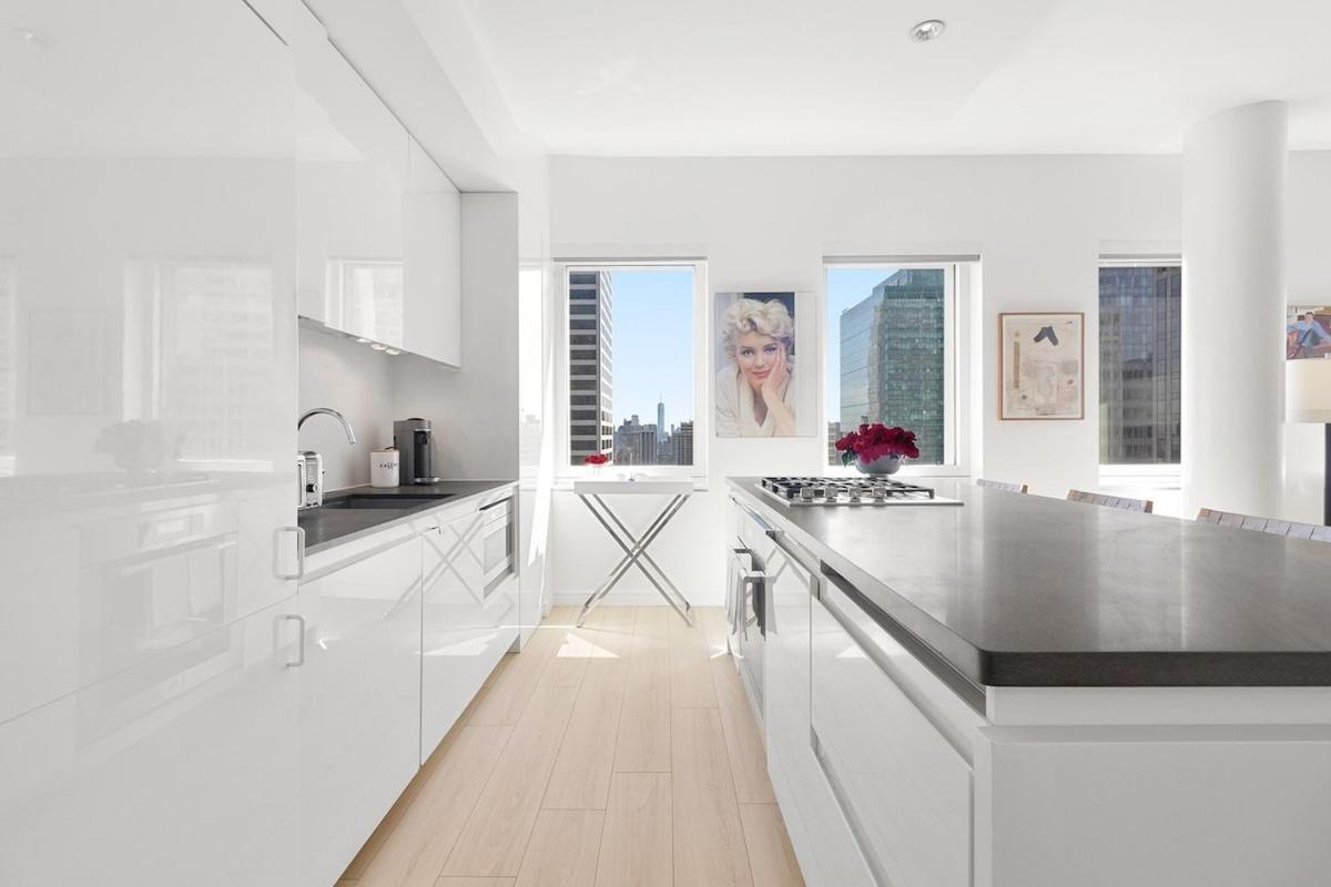 My Exclusive Stays - Sleeps 8 Full Nyc Penthouse Near Times Square New York Exterior photo